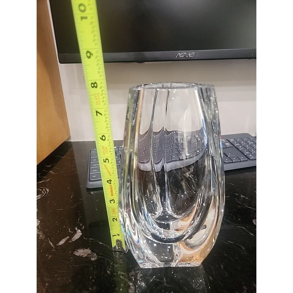 Baccarat Crystal Bouton D'Or Vase 8